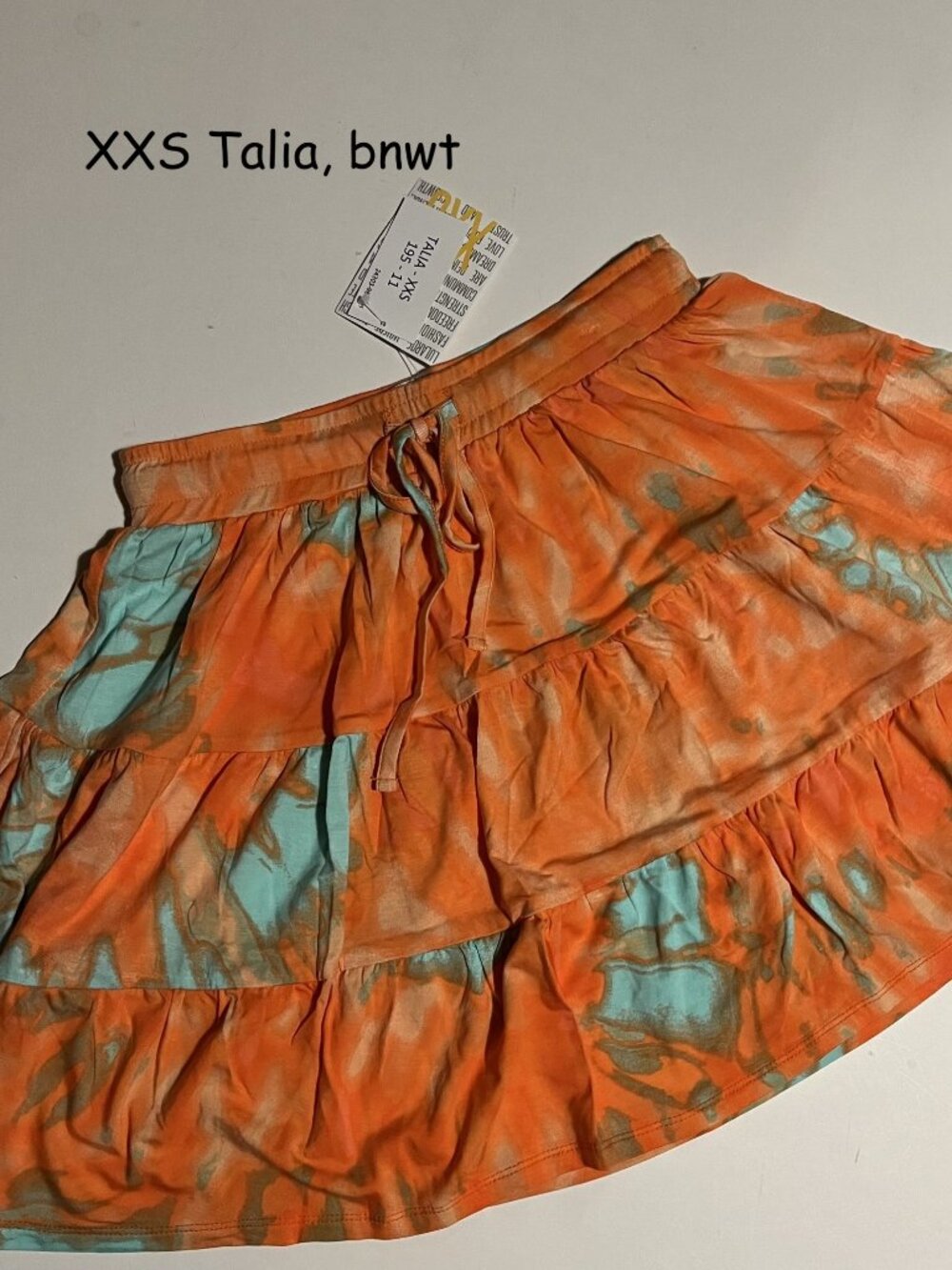 XXS Lularoe Talia tiered mini skirt, orange and green tie-dye